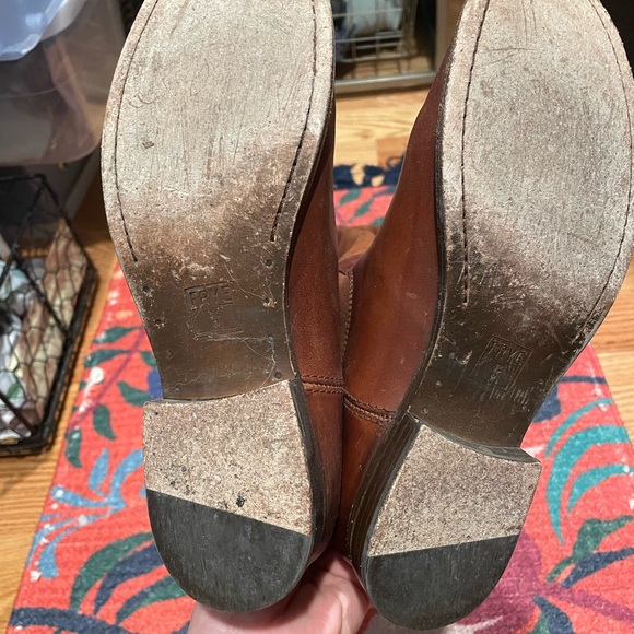 Frye mid rise brown - leather boots size 8.5 - Picture 5 of 7